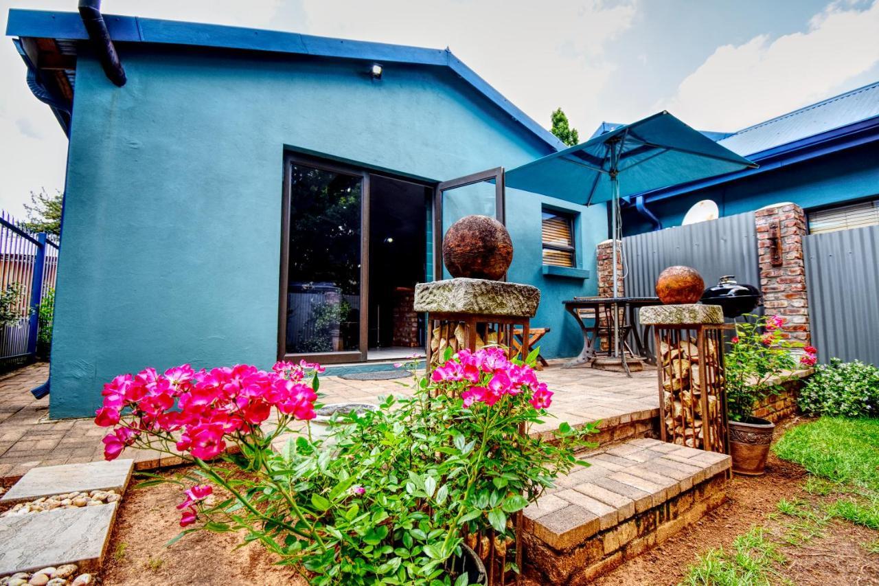 Die Blou Huis Clarens Exterior foto